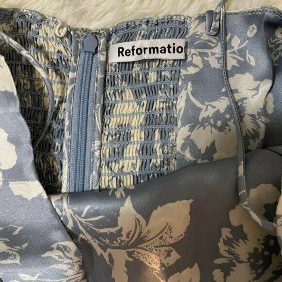 NWOT Reformation Frankie Silk Dress Porcelain - Picture 10 of 10